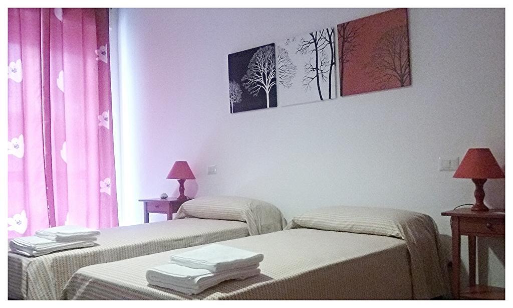Flamingo B&B Cagliari Habitación foto